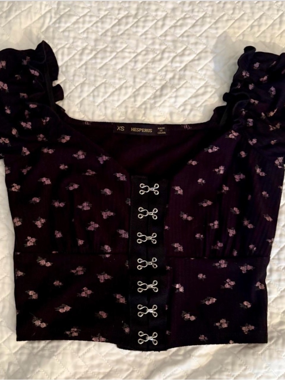 Hesperus Purple Floral Hook-Front Women’s Top